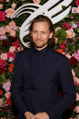 Tom Hiddleston pic #1177950