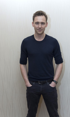 Tom Hiddleston pic #929437
