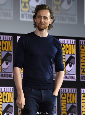 Tom Hiddleston pic #1159390