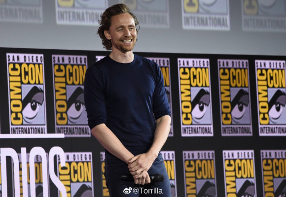 Tom Hiddleston pic #1159391