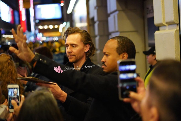 Tom Hiddleston pic #1194753