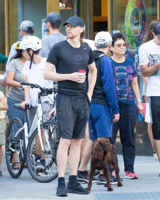Tom Hiddleston pic #1177011
