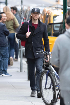 Tom Hiddleston pic #1188396