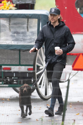 Tom Hiddleston pic #1187559