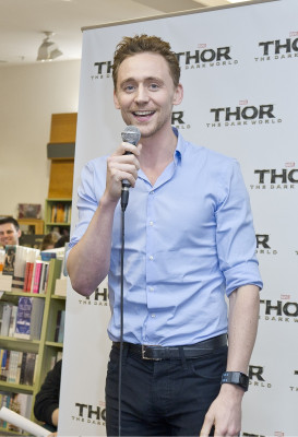 Tom Hiddleston pic #662982