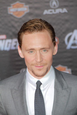 Tom Hiddleston pic #480021