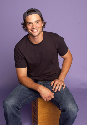 photo 5 in Tom Welling gallery [id251465] 2010-04-27 00:00:00