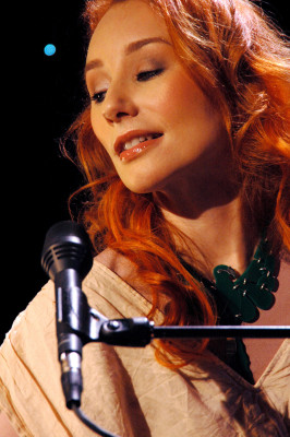 photo 23 in Tori Amos gallery [id668837] 2014-02-11 00:00:00