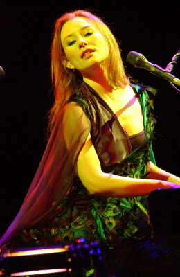Tori Amos pic #588770