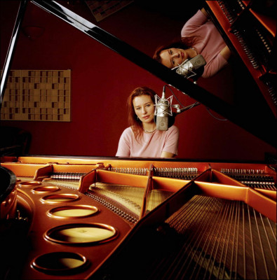 Tori Amos pic #591939