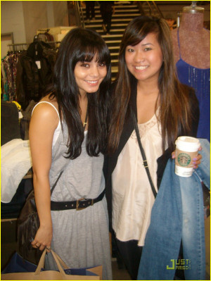 Vanessa Hudgens pic #455900