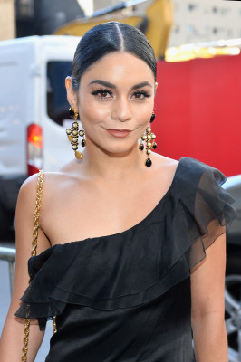 Vanessa Hudgens pic #1033973