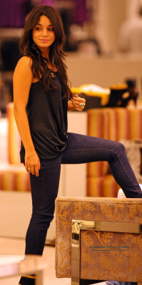 Vanessa Hudgens pic #118292