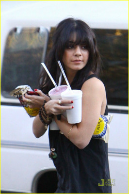 Vanessa Hudgens pic #153835
