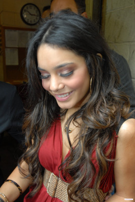 Vanessa Hudgens pic #681128