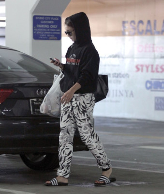 Vanessa Hudgens pic #690191
