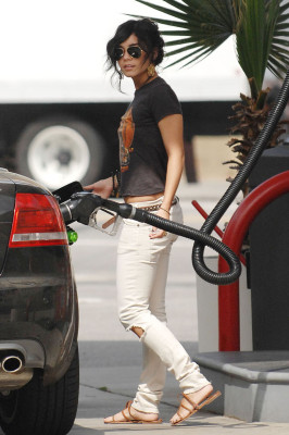 Vanessa Hudgens pic #264845