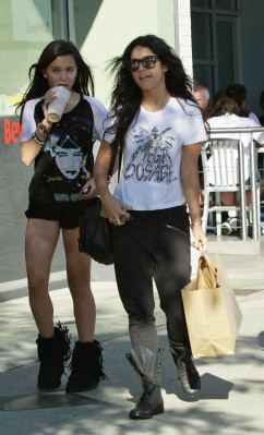 Vanessa Hudgens pic #452182