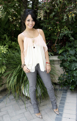 Vanessa Hudgens pic #118752