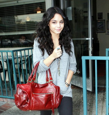 Vanessa Hudgens pic #124332