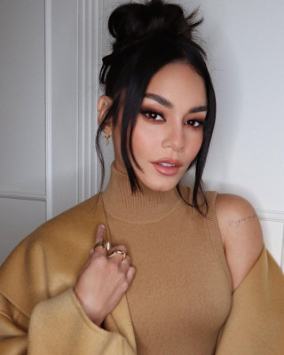 photo 24 in Vanessa Hudgens gallery [id1316301] 2022-12-02 00:00:00
