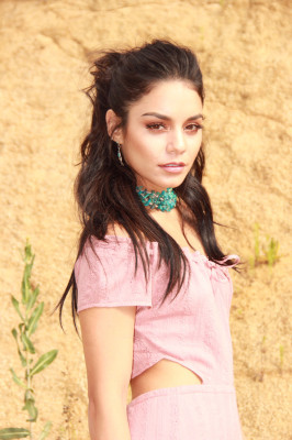 Vanessa Hudgens pic #821718