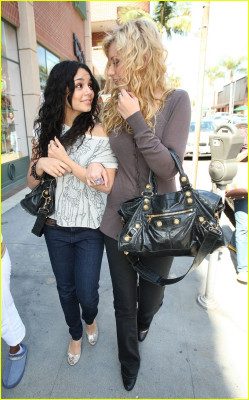 Vanessa Hudgens pic #293286
