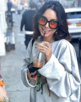 Vanessa Hudgens pic #1276650