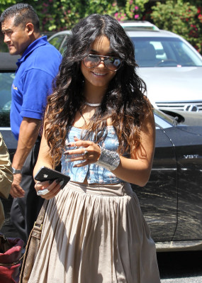 Vanessa Hudgens pic #489606