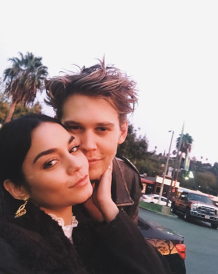 Vanessa Hudgens pic #983522