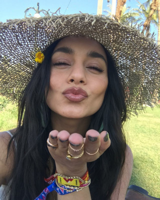 Vanessa Hudgens pic #1142032