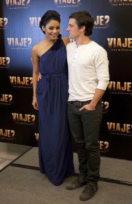 Vanessa Hudgens pic #448124