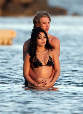 Vanessa Hudgens pic #459540