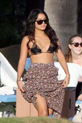 Vanessa Hudgens pic #459537