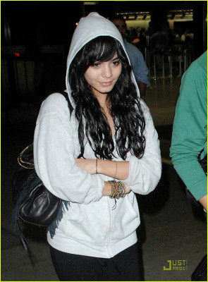 Vanessa Hudgens pic #127070