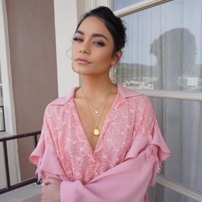 Vanessa Hudgens pic #1113382