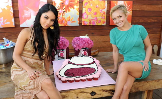 Vanessa Hudgens pic #285878