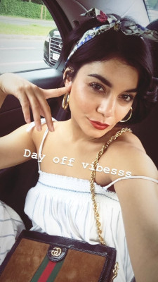 Vanessa Hudgens pic #1081013