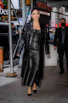 Vanessa Hudgens pic #1281243