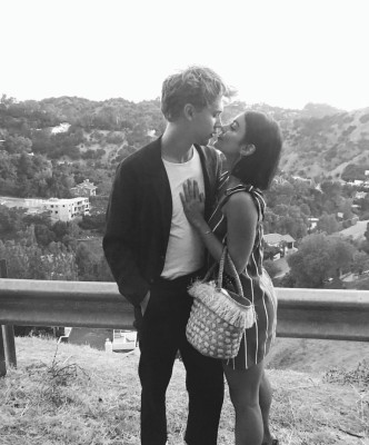 Vanessa Hudgens pic #957752
