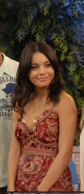 photo 16 in Vanessa Hudgens gallery [id134516] 2009-02-20 00:00:00