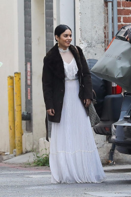 Vanessa Hudgens pic #983544