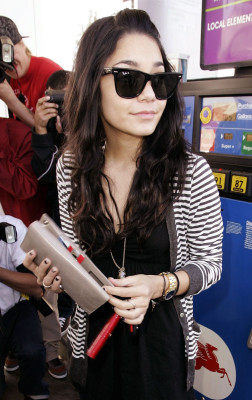 Vanessa Hudgens pic #153470