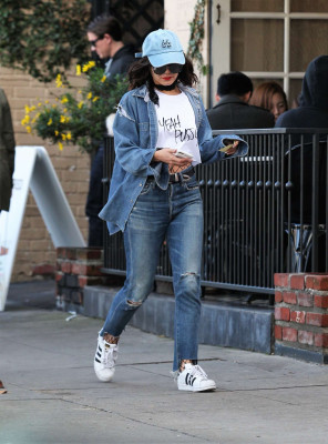 Vanessa Hudgens pic #903948