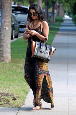 Vanessa Hudgens pic #795020