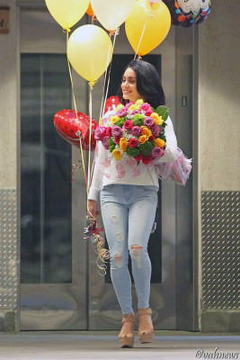 Vanessa Hudgens pic #814344