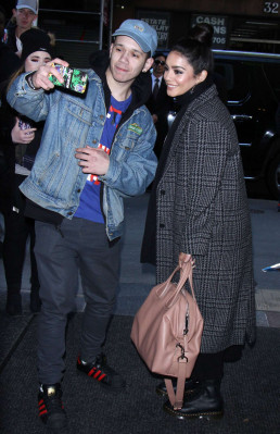 Vanessa Hudgens pic #931696