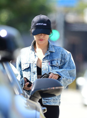 Vanessa Hudgens pic #1067152