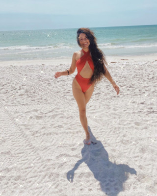 Vanessa Hudgens pic #1251818