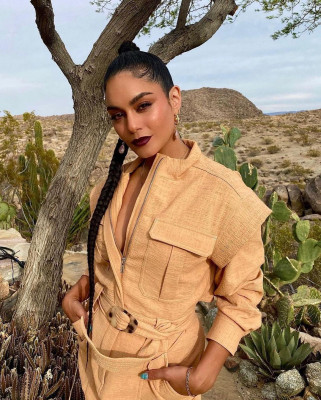 Vanessa Hudgens pic #1255101